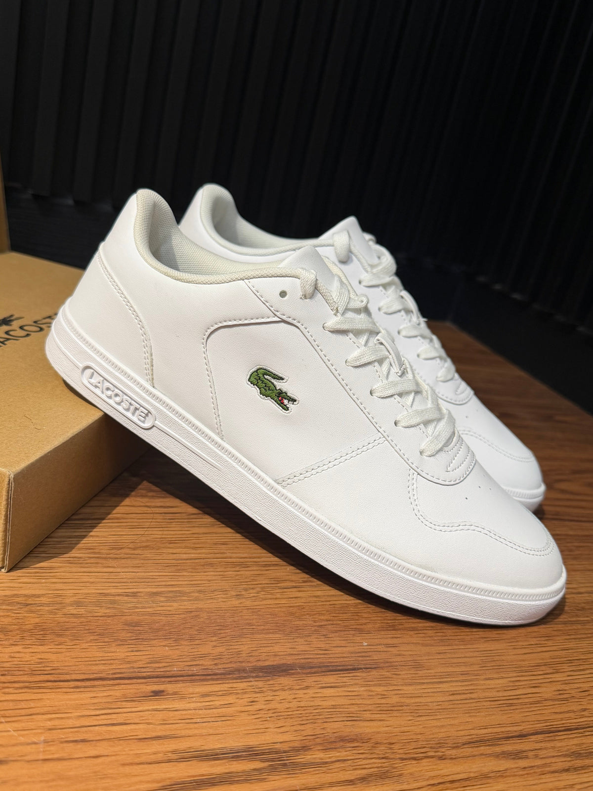 ZAPATOS LACOSTE COURT BASE 224